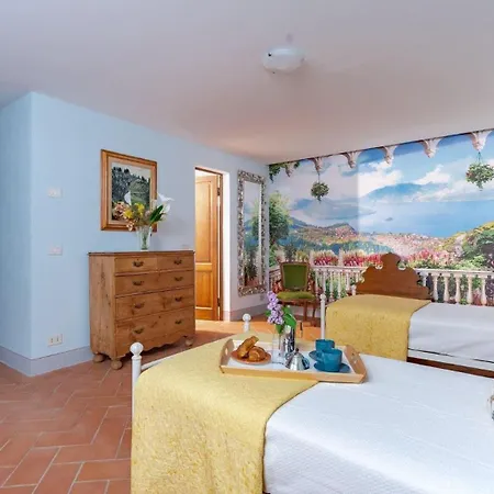 Vila Casa Perano