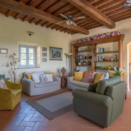 Vila Casa Perano